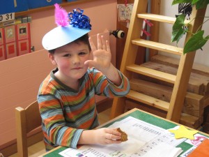 Vous avez vu ? Je sais déjà très bien compter ! 5 comme 5 ans !